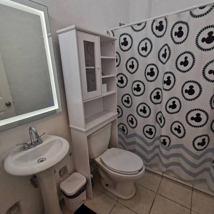 Comfy 2Bedroom Minutes From Downtown & Fast Wi-Fi Zihuatanejo Exterior photo