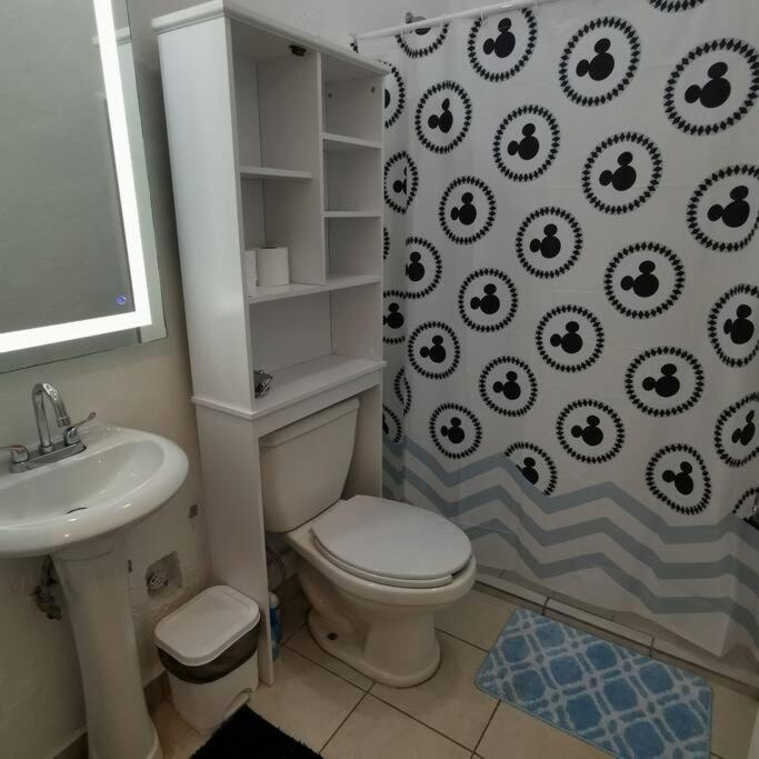 Comfy 2Bedroom Minutes From Downtown & Fast Wi-Fi Zihuatanejo Exterior photo