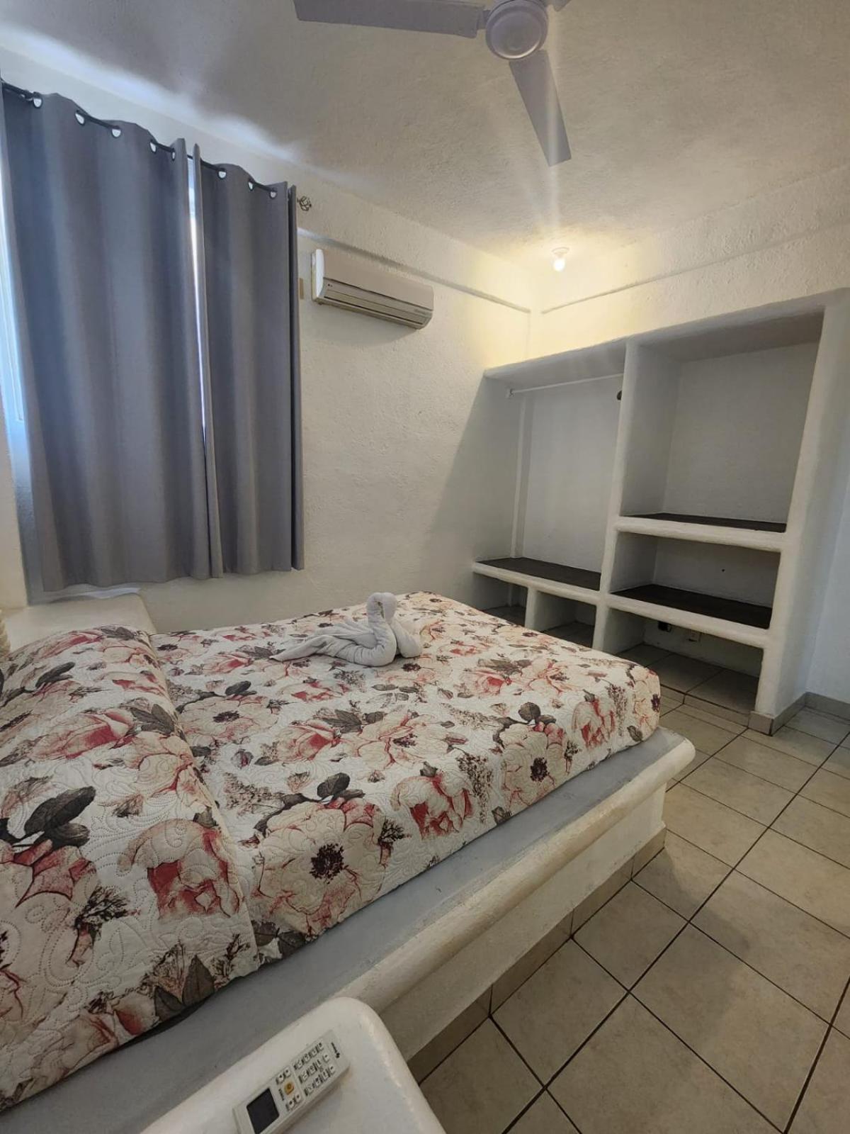 Comfy 2Bedroom Minutes From Downtown & Fast Wi-Fi Zihuatanejo Exterior photo